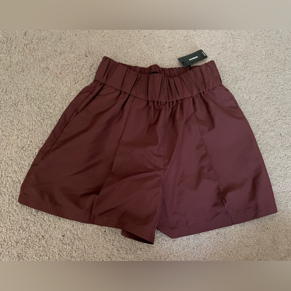 Express brown super high rise shorts size X‎ Small NWT